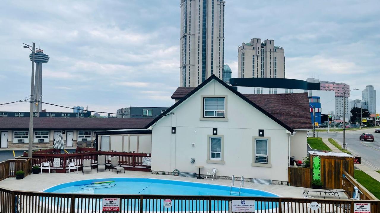 Falls By The Falls Hotel 3*