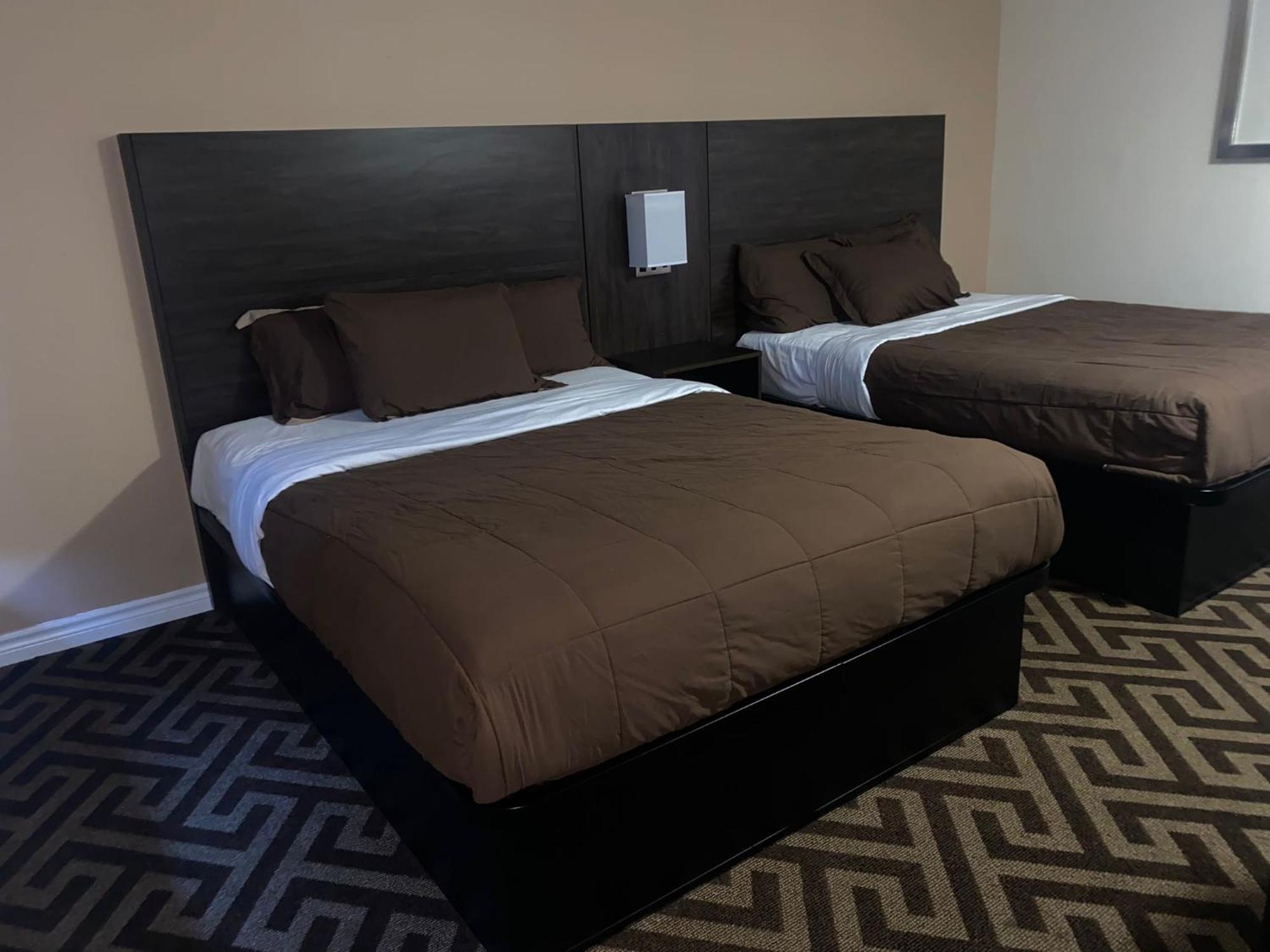 Hotel Falls By The Falls 3*